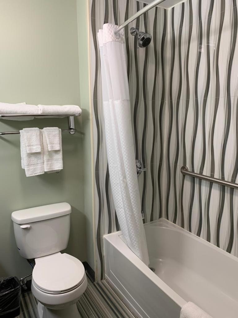 Quality Inn Queens New York Exterior foto